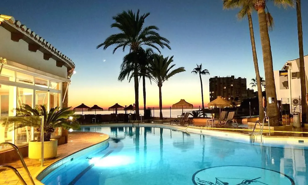 ***  Macdonald Dona Lola Club Hotel Sitio de Calahonda Espanha